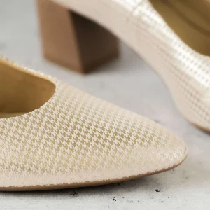 ARA - 11537-09 Lichfield - Champagne Herringbone
