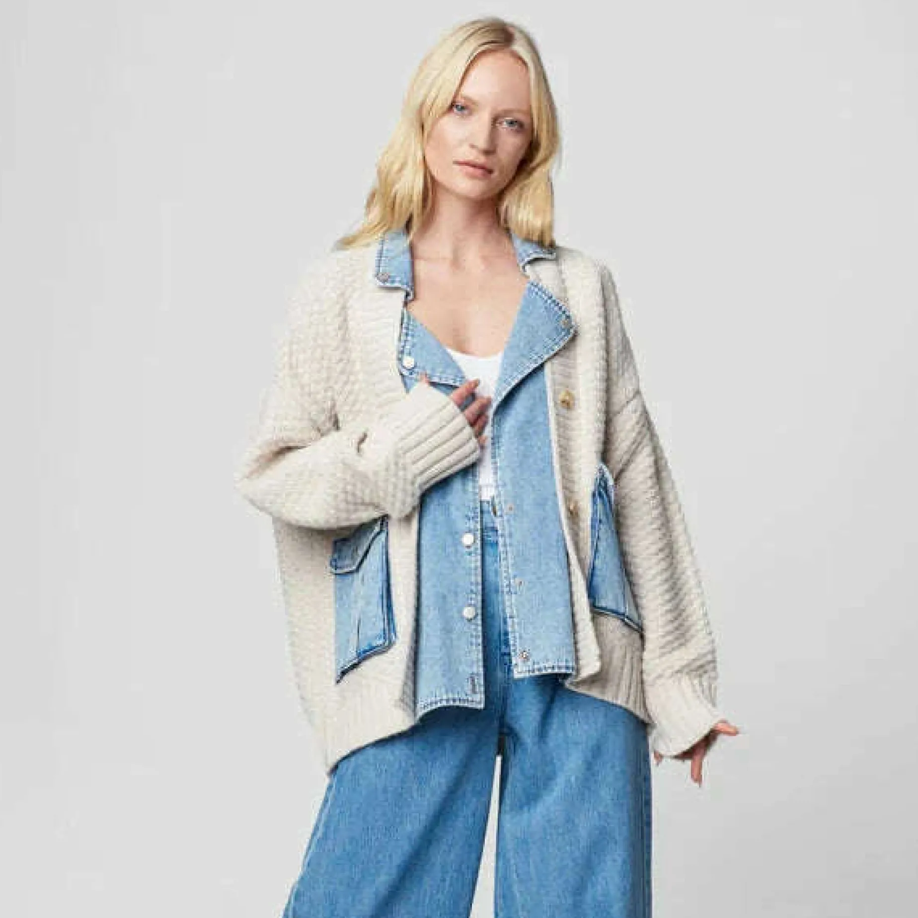 blank_nyc__last_call_card_0.webp BLANK NYC - Last Call CARDIGAN - Cream