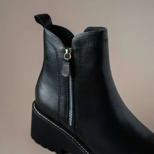 EOS- PARSON - Black Leather Lug Sole Boot
