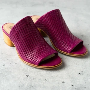 Eric Michael - Sevilla - Fuschia & Black Leather