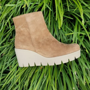 GABOR - 34.780.14 - Tan Wedge