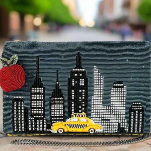 MARY FRANCES - Big Apple Clutch