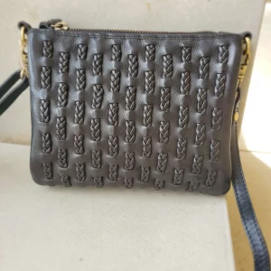 Milo - Evelyn Leather Crossbody Wallet