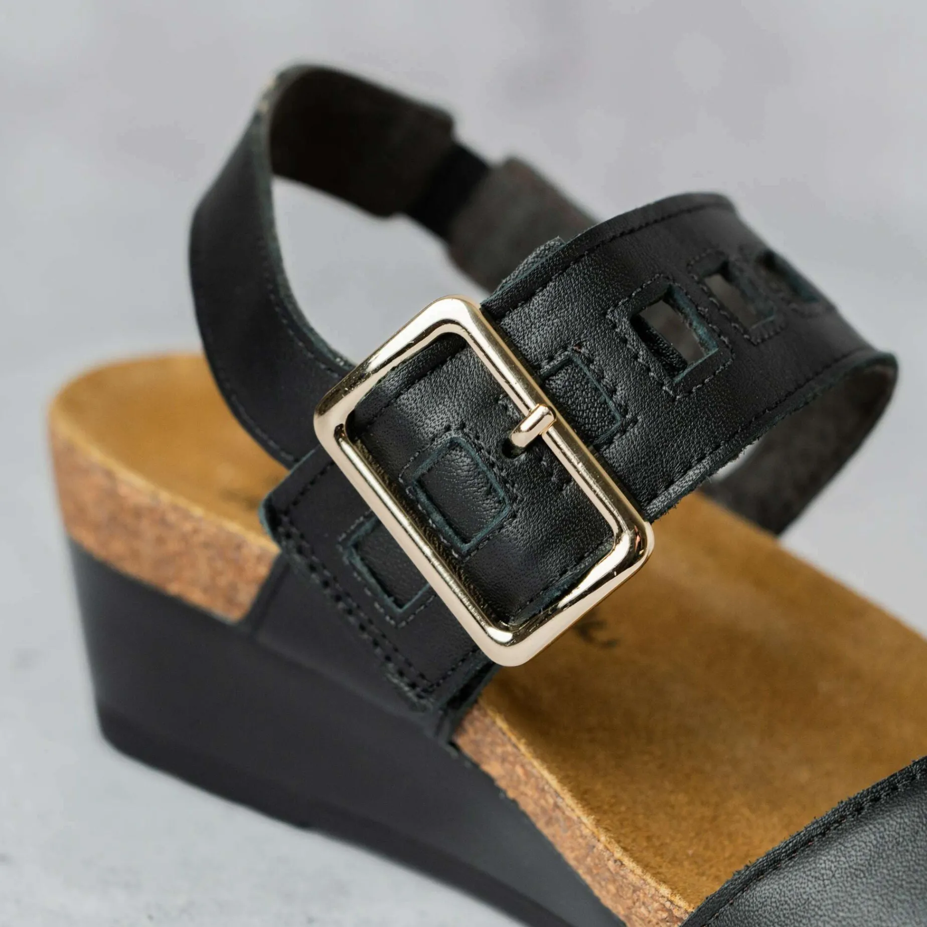 naot__dynasty_in_black_le_1.webp NAOT - Dynasty in black leather