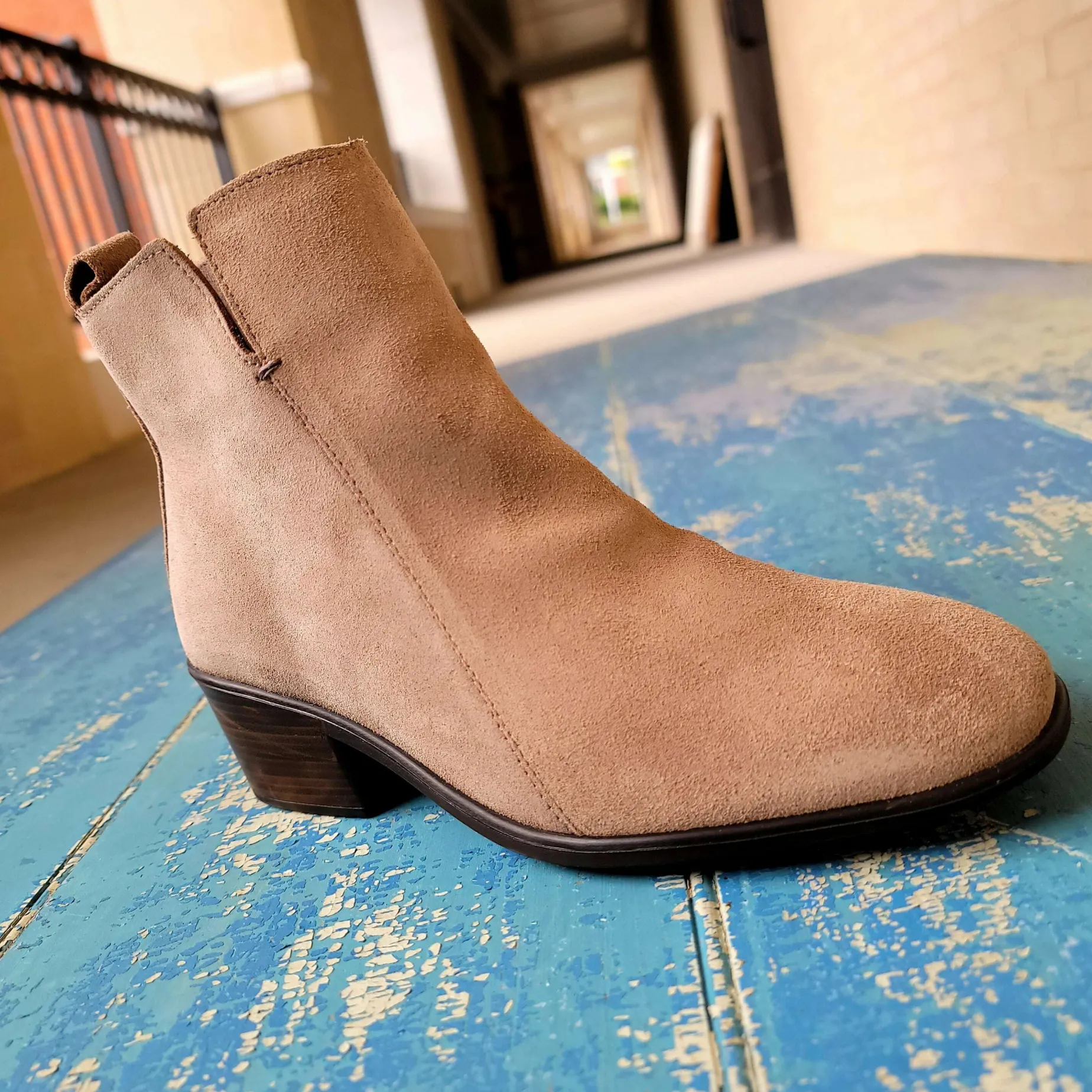 naot__ethic__almond_suede_0.webp Naot - ETHIC - Almond Suede