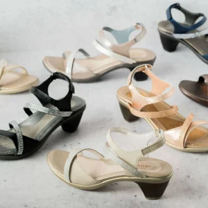 Naot - Innovate Strappy Comfortable Dressy Evening Sandal