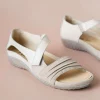 NAOT - Papaki in Beige/Ivory Patent