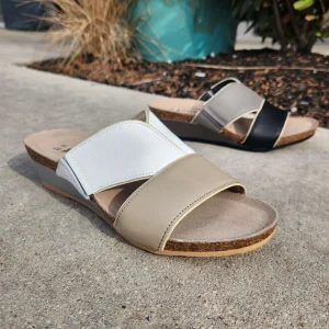 Naot - Tiara Leather Low Wedge Slide Sandal