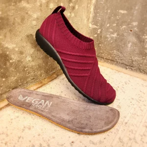 Okahu - Raspberry Stretchy Vegan Slip on Women's Shoe