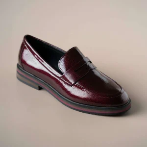 REGARDE LE CIEL - Berta Patent Leather Loafer in Burgundy or Navy