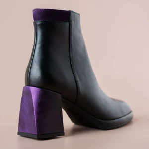 SOFTWAVES - 8.91.17/005 Morena - Black/Purple
