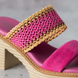 Softwaves - Blanca Sandal - Fuchsia or Lime Green