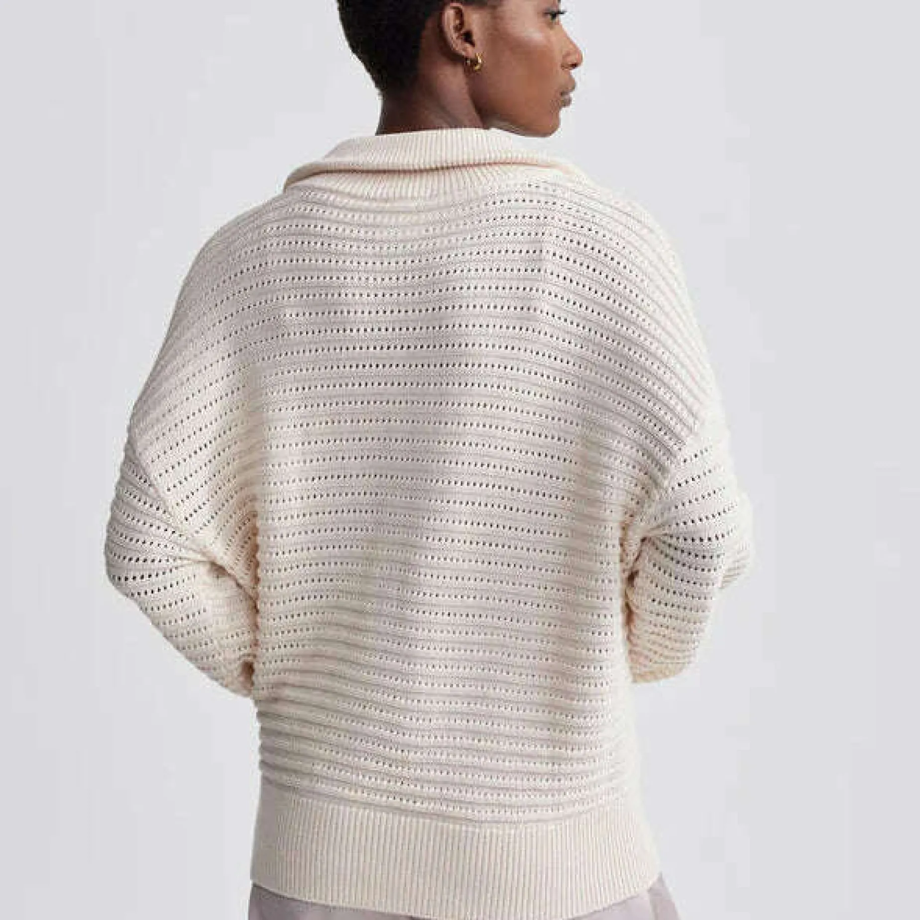 varley__ribbed__zip__whit_1.webp VARLEY - RIBBED 1/2 ZIP - Whitecap Grey